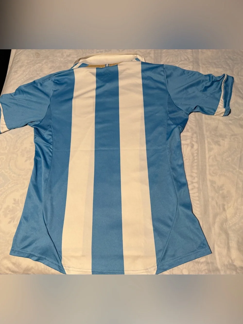 adidas 2011/2013 Argentina home men’s Soccer Jersey size L made in Argentina